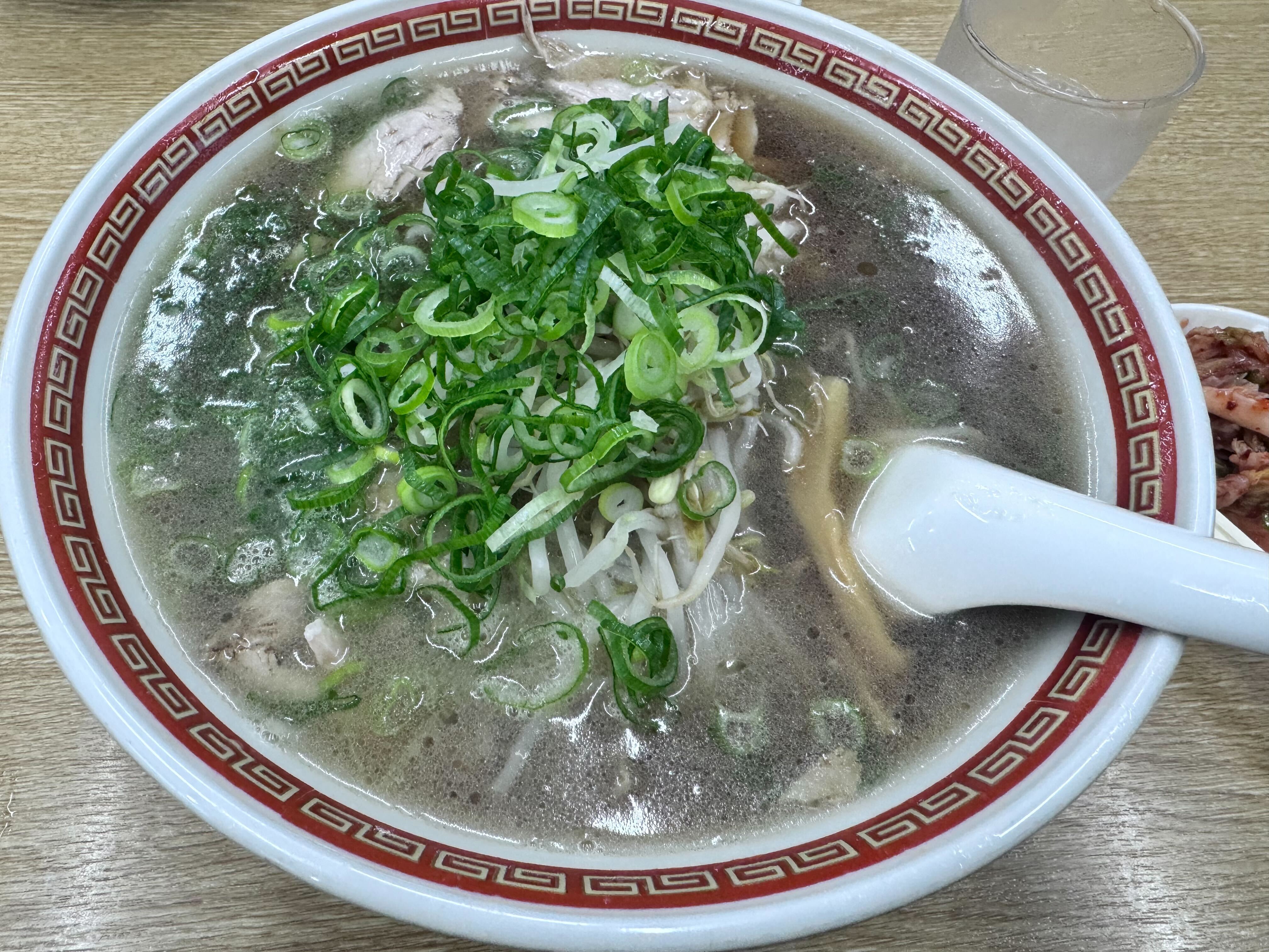 ラーメン天